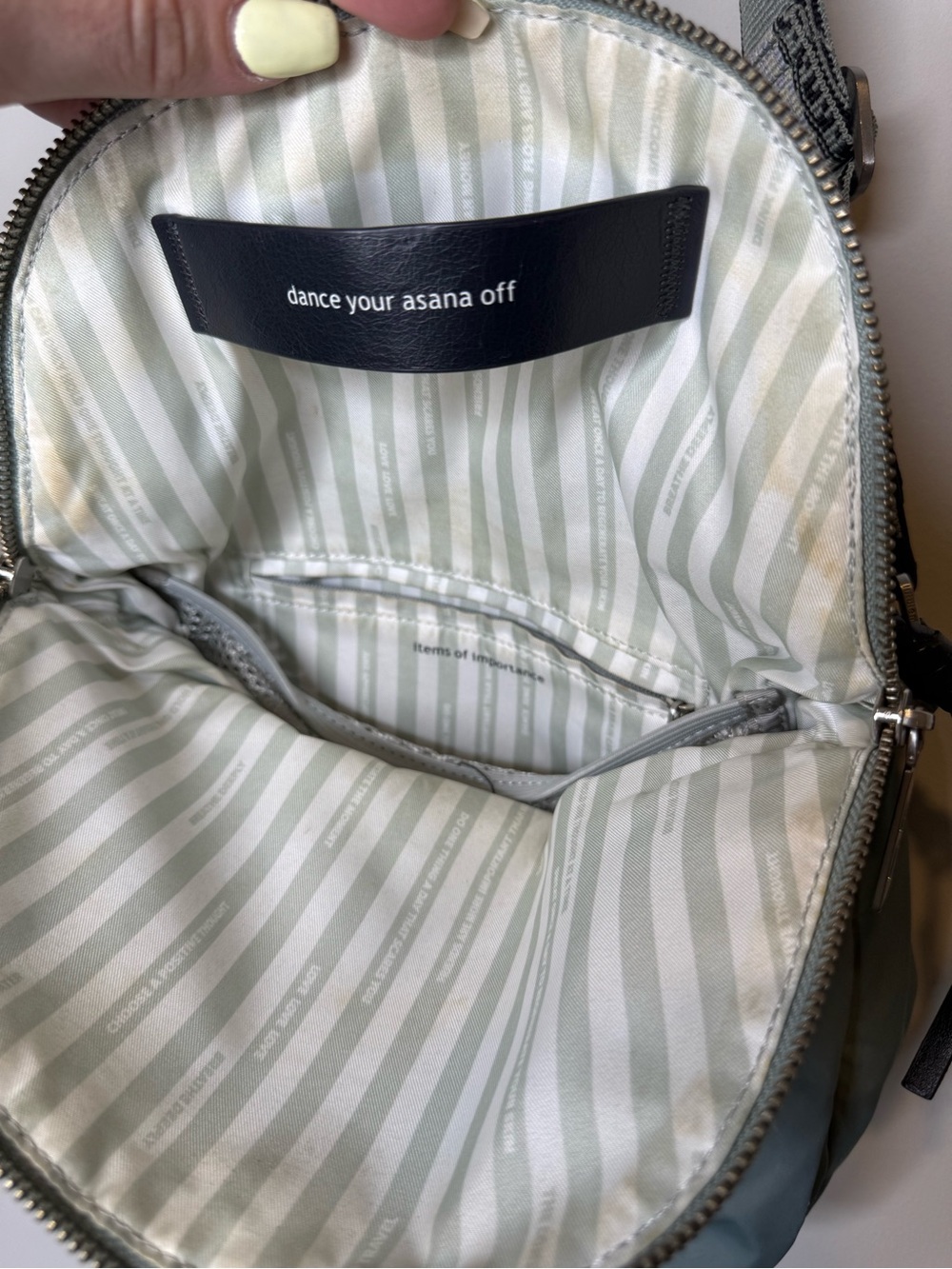 Lululemon Sage Green Crossbody Bag athletica - Picture 6 of 11